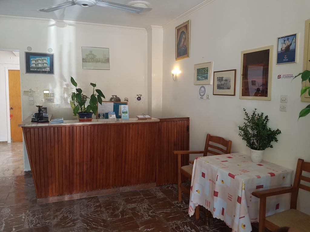 Pansion Marousa Méthana Exterior foto
